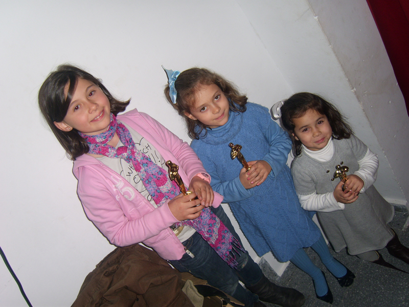Victoria, Paula y Celia